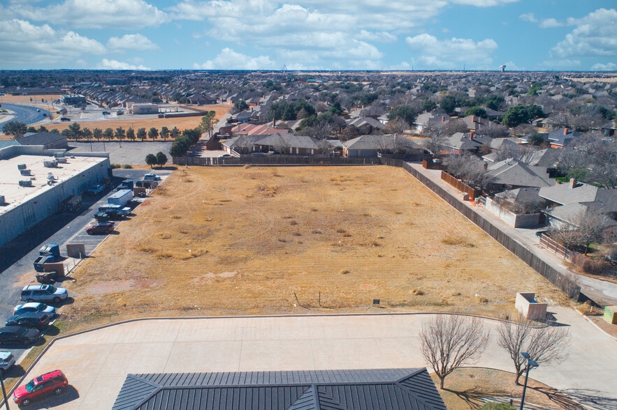 4412 Briarwood Ave, Midland, TX for sale - Building Photo - Image 2 of 9