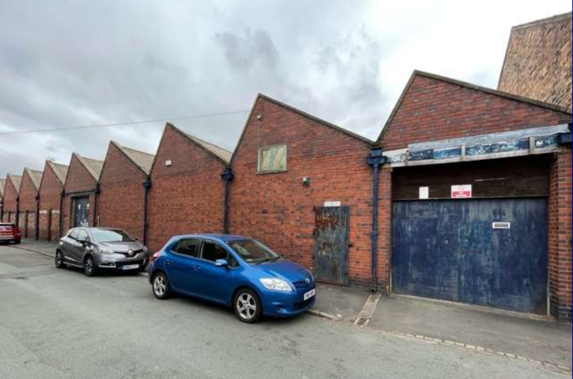 38 Yeaman St, Stoke On Trent for sale - Building Photo - Image 1 of 4