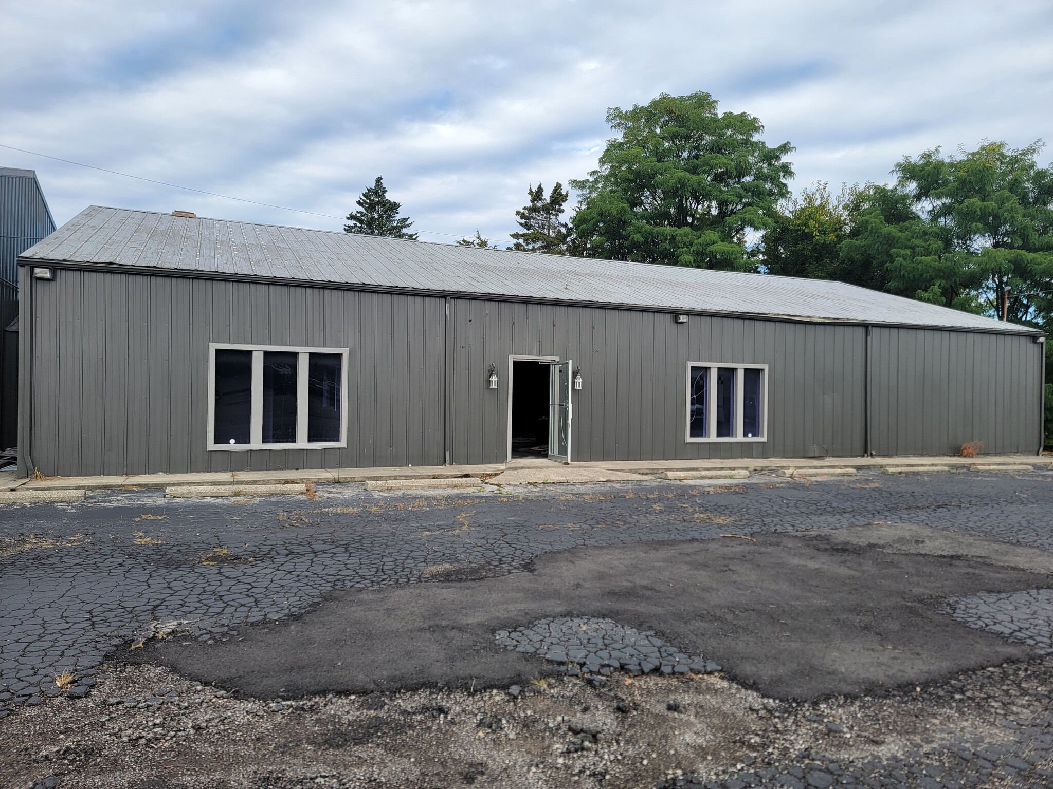 1530 S 9th St, Richmond, IN for lease Building Photo- Image 1 of 15