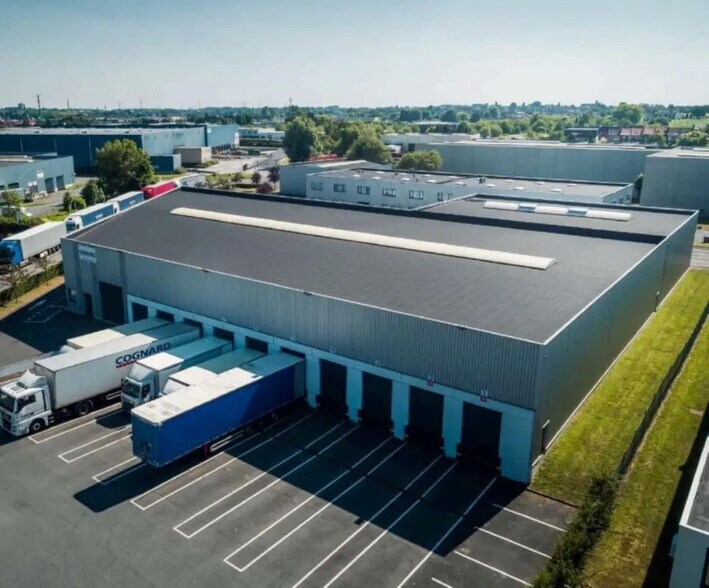 Flex in Roncq for lease - Building Photo - Image 2 of 14