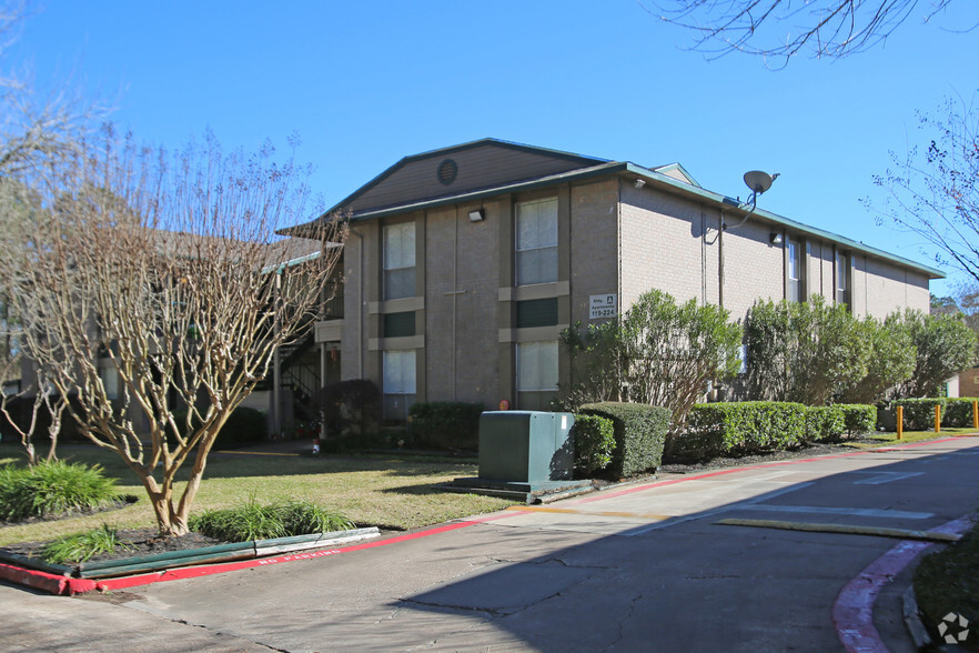 16700 Golf Club Dr, Crosby, TX for sale - Primary Photo - Image 1 of 1