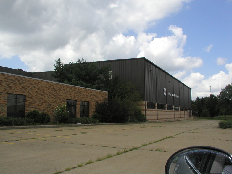 305 Lake Rd, Medina, OH for lease - Building Photo - Image 1 of 4