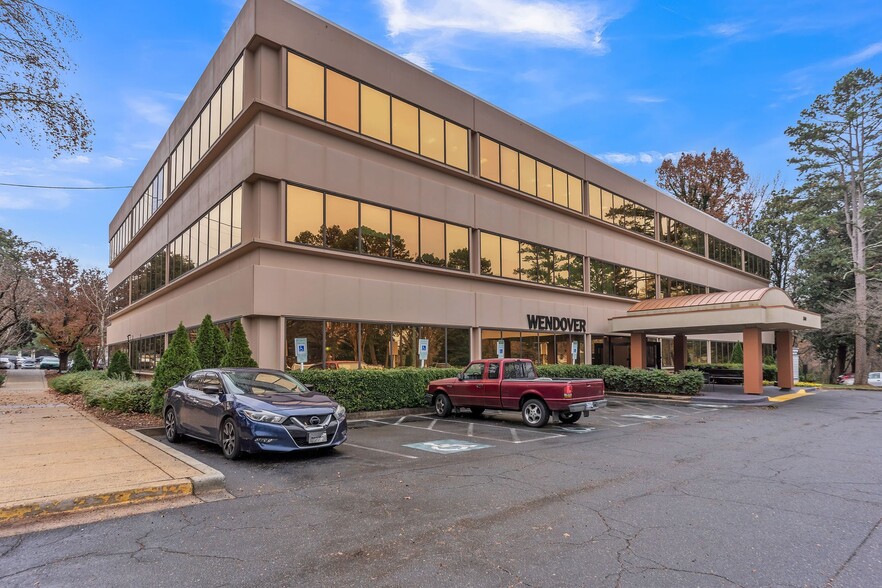 3541 Randolph Rd, Charlotte, NC for lease - Building Photo - Image 1 of 24