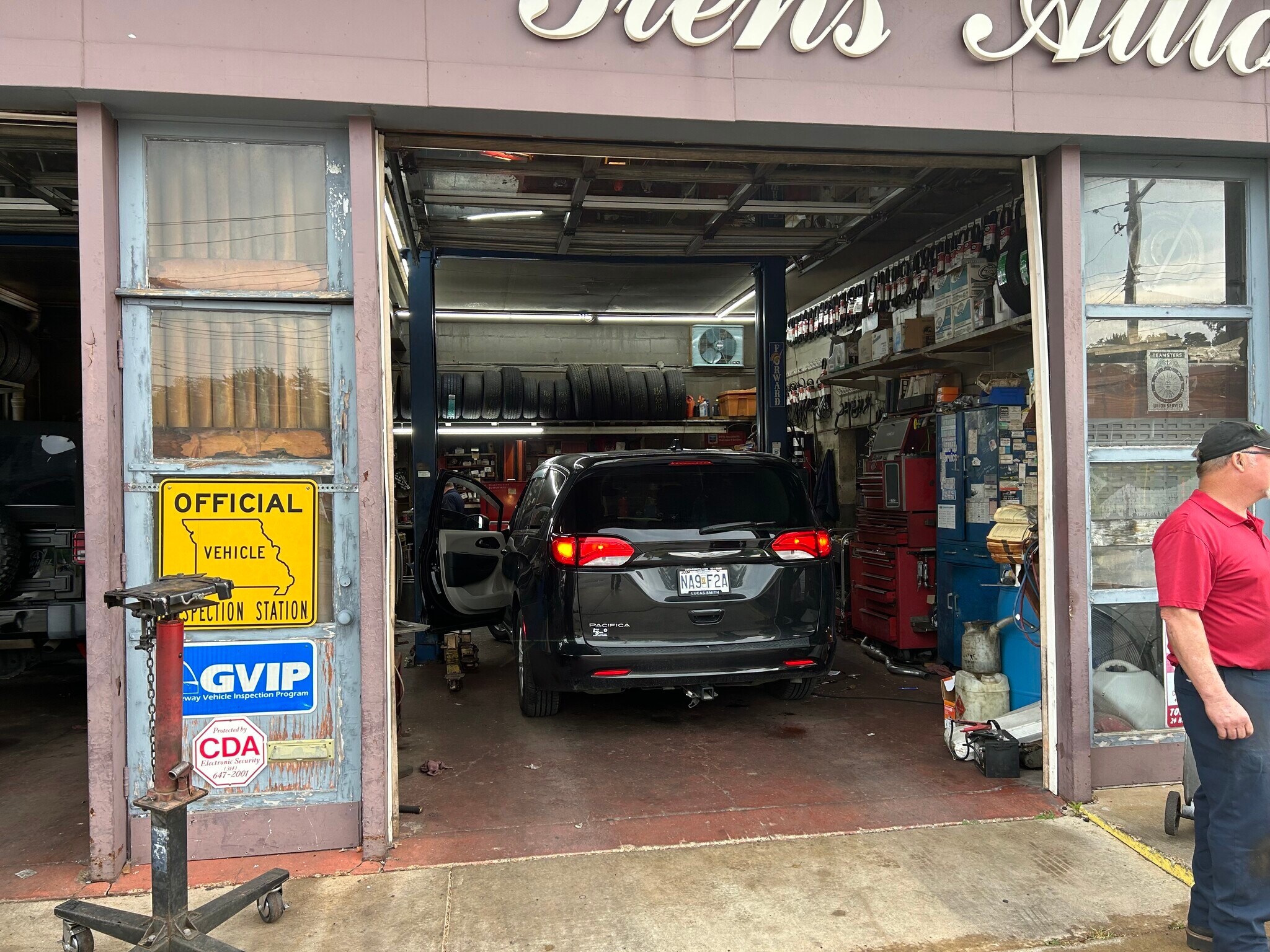 9465 Midland Blvd, Overland, MO 63114 Glen's Auto Repair Service