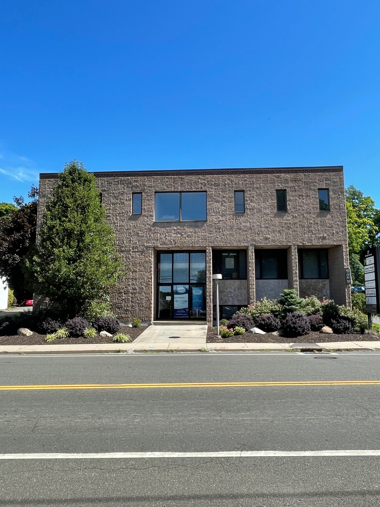 27 Meriden Ave, Southington, CT for sale Building Photo- Image 1 of 1