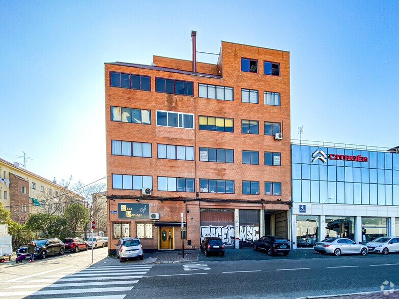 Calle de San Dalmacio, 5, Madrid, Madrid for sale - Building Photo - Image 2 of 2