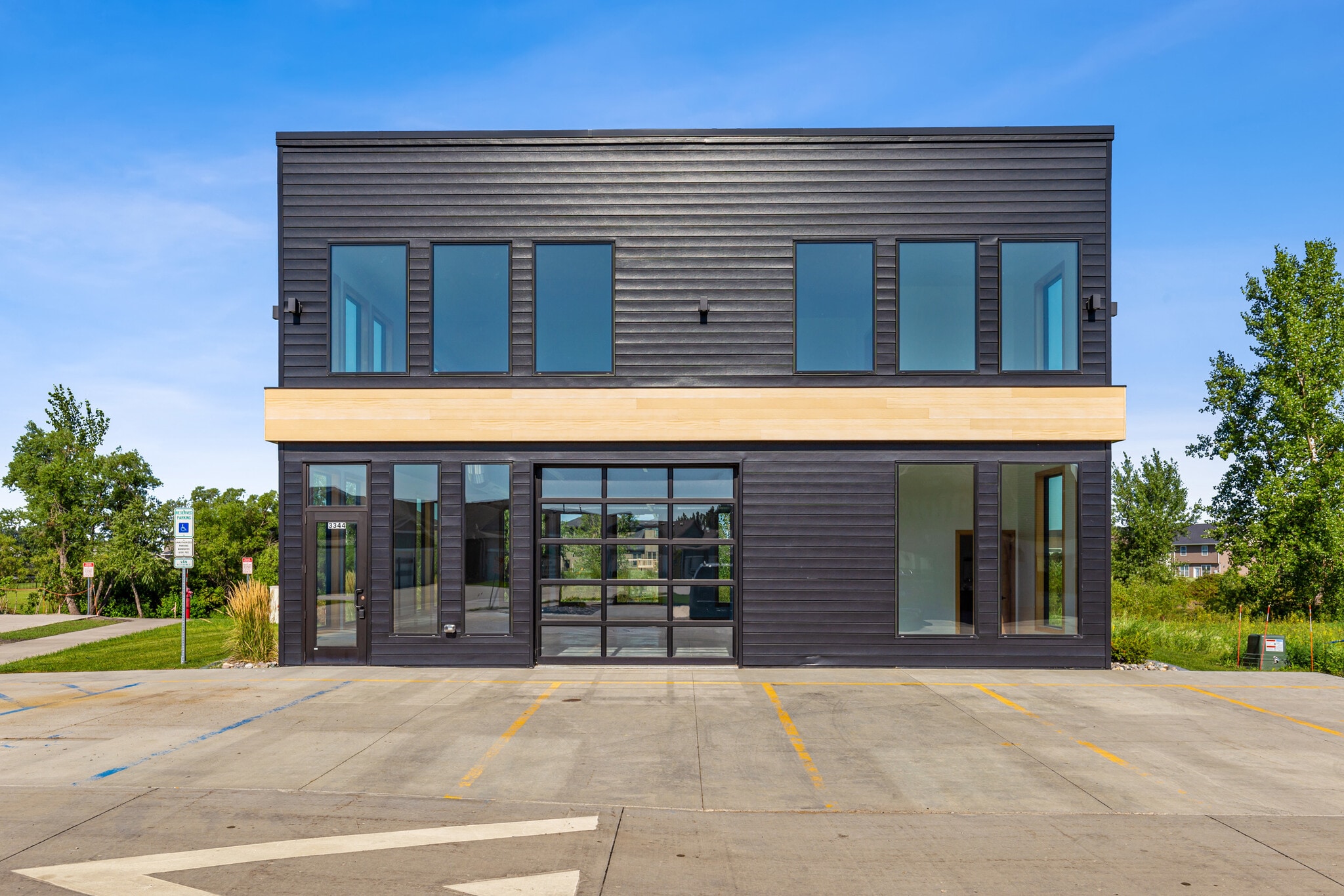 3344 5th Way E, West Fargo, ND for sale Primary Photo- Image 1 of 18