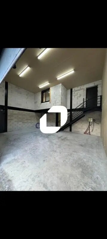 Flex in Lagny-sur-Marne for lease Interior Photo- Image 1 of 15