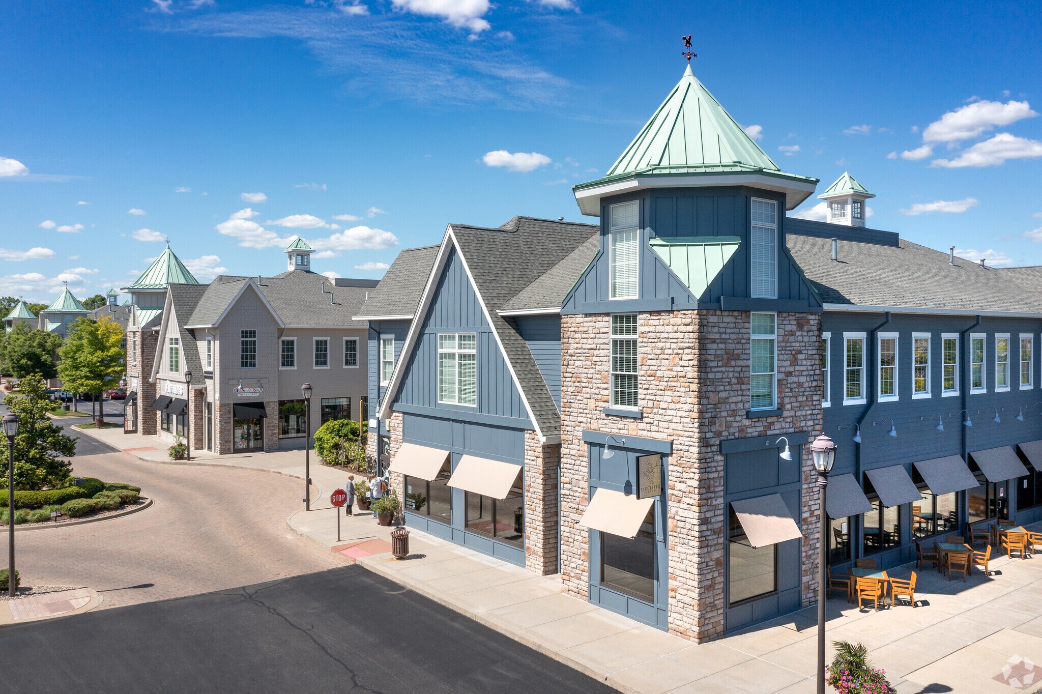 1211 Herr Ln, Louisville, KY for sale Primary Photo- Image 1 of 1