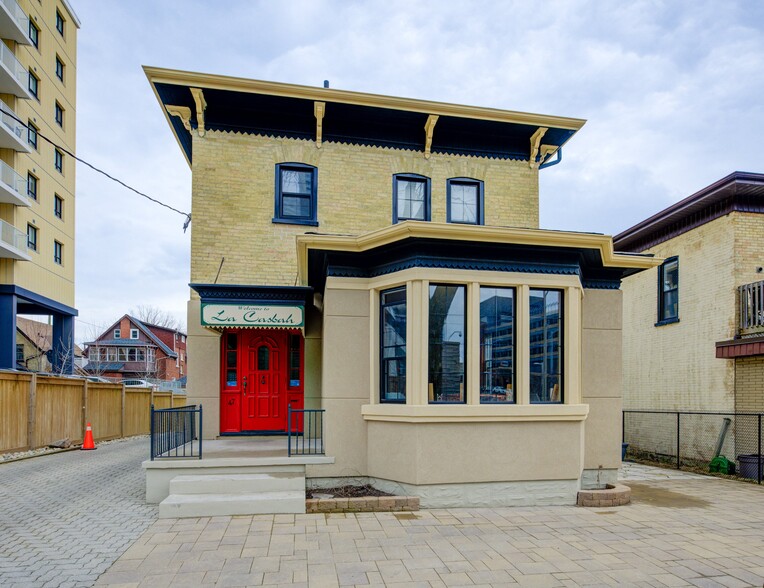 47 Scott St, Kitchener, ON for sale - Primary Photo - Image 1 of 1