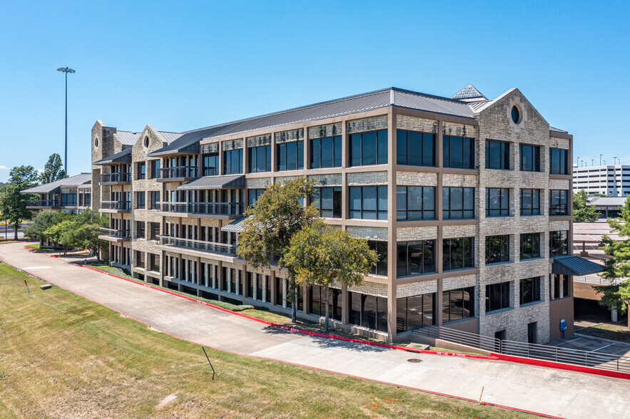 5020 Riverside, Irving, TX for lease - Building Photo - Image 2 of 19