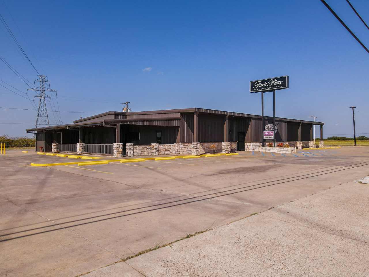 5400 Seymour Hwy, Wichita Falls, TX for sale Building Photo- Image 1 of 39