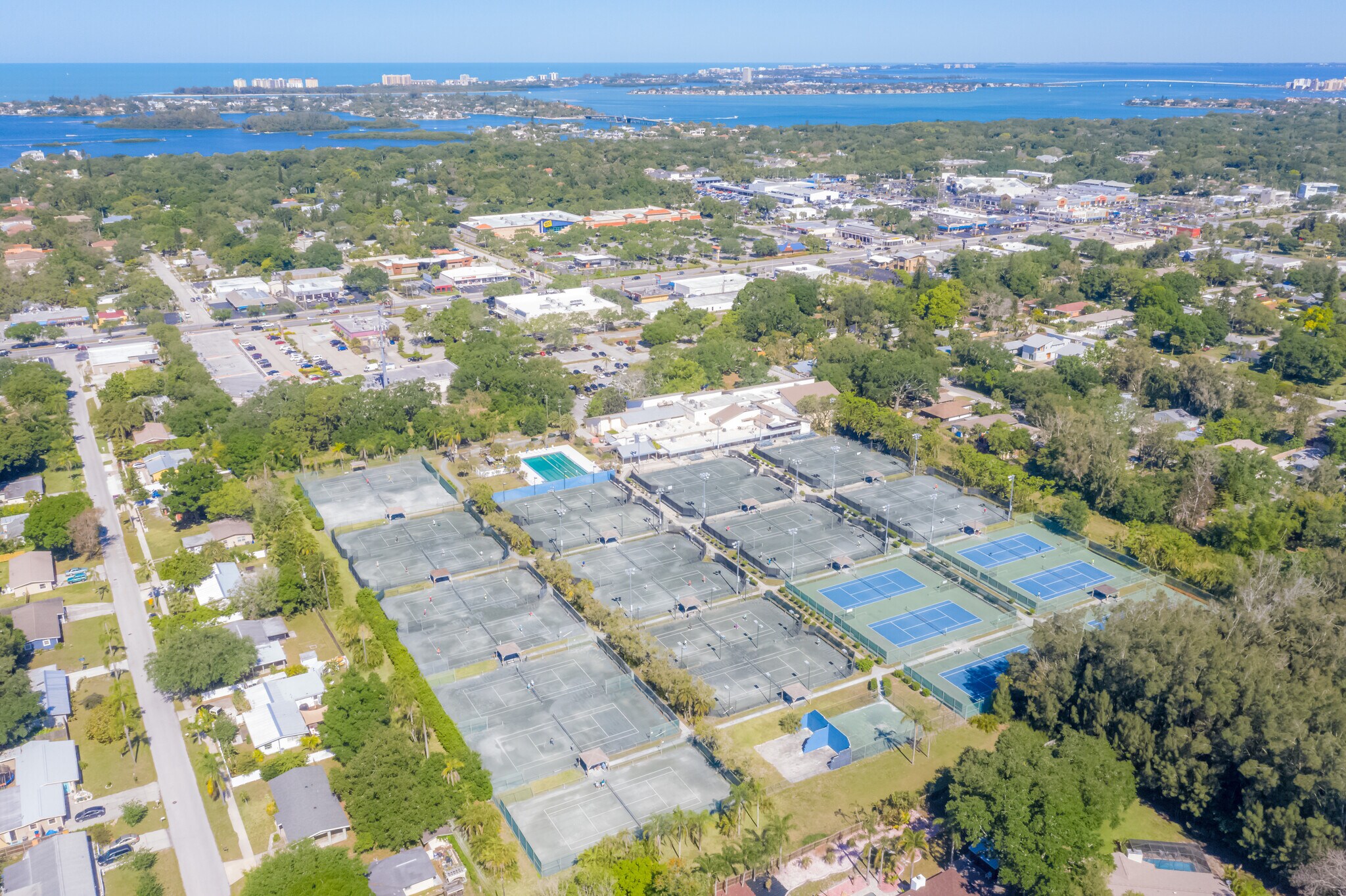 2170 Robinhood St, Sarasota, FL for sale Primary Photo- Image 1 of 1