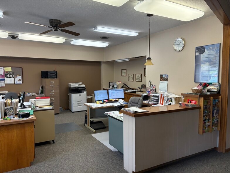 415 Broad Ave, Stanton, IA for sale - Building Photo - Image 2 of 30