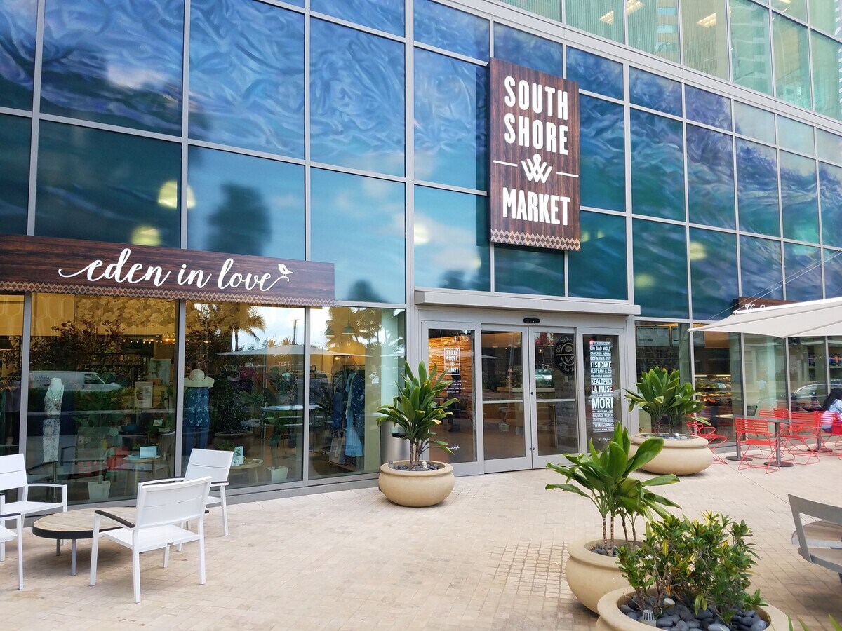1170 Auahi St, Honolulu, HI 96814 South Shore Market