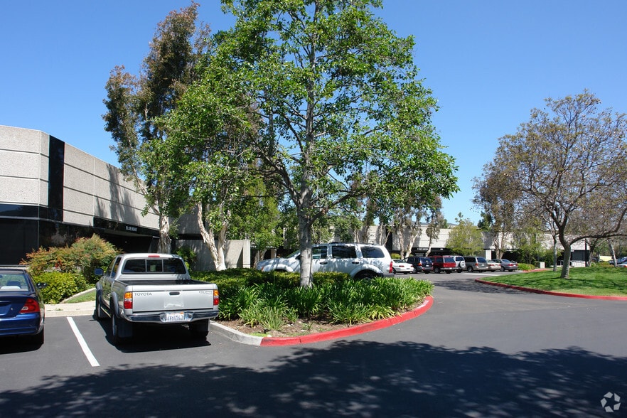 13240 Evening Creek Dr S, San Diego, CA for lease - Building Photo - Image 2 of 4