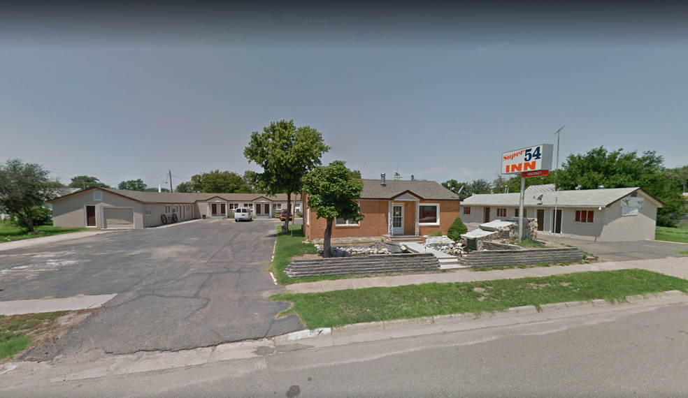 109 S Oak St, Minneola, KS for sale - Building Photo - Image 1 of 1