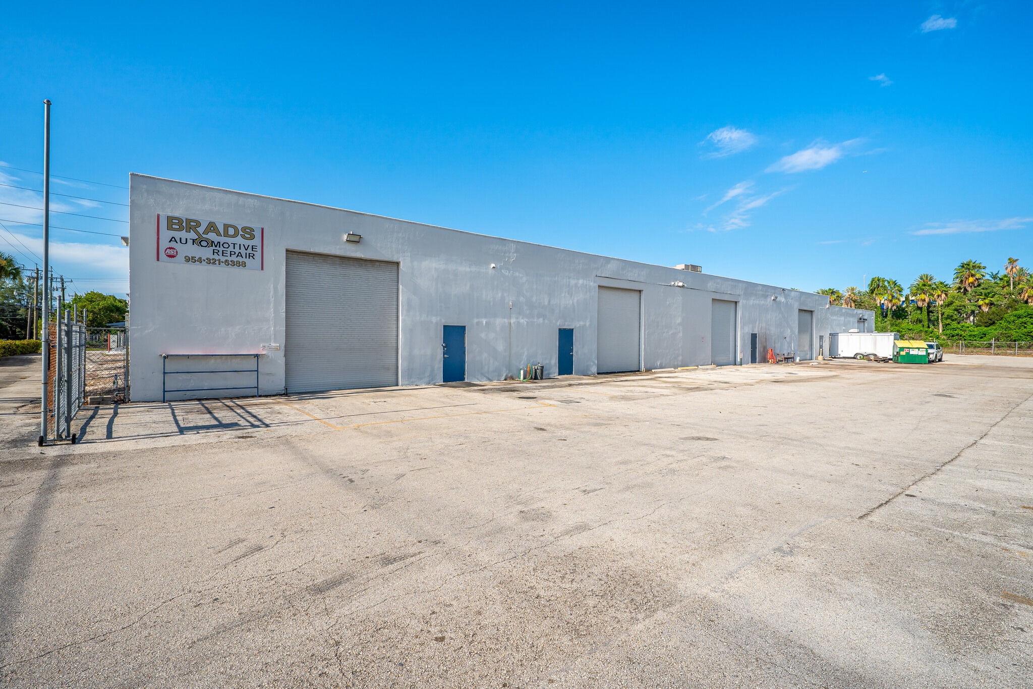 2968 Ravenswood Rd, Fort Lauderdale, FL for lease Building Photo- Image 1 of 7