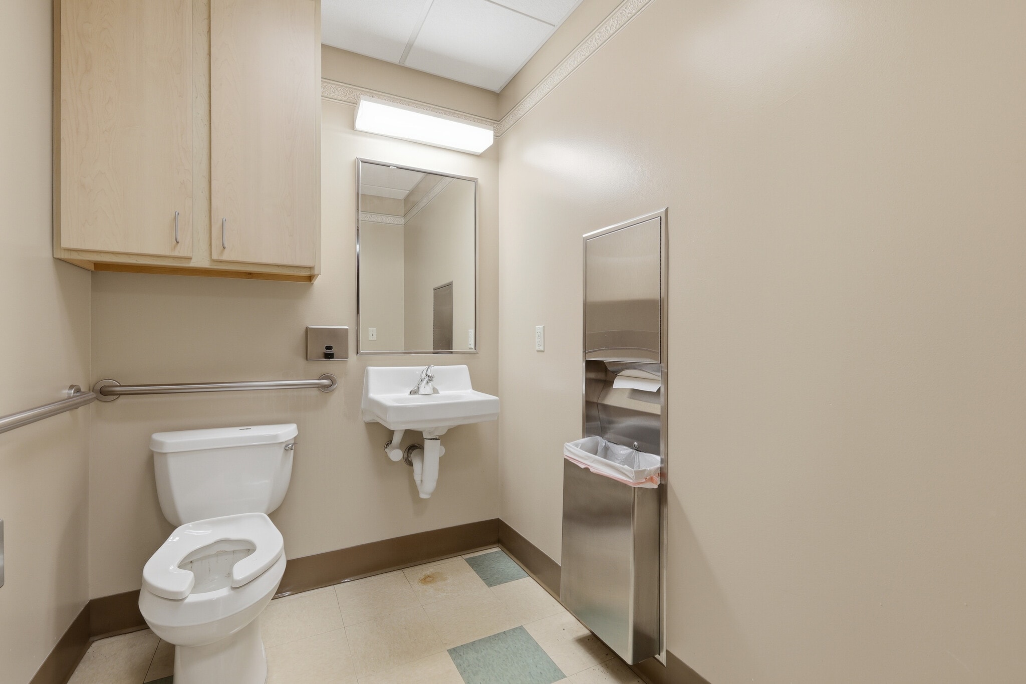 7640 Sylvania Ave, Sylvania, OH for lease Interior Photo- Image 1 of 13