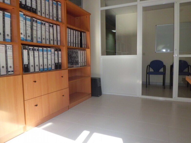 Office in El Ejido, Almería for sale - Building Photo - Image 2 of 10