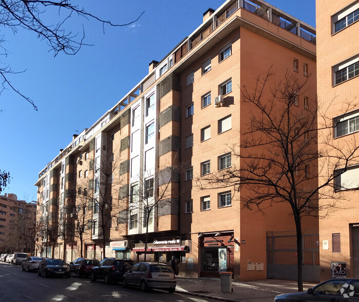 Calle Dobla, 2, Madrid, Madrid for lease - Primary Photo - Image 1 of 2