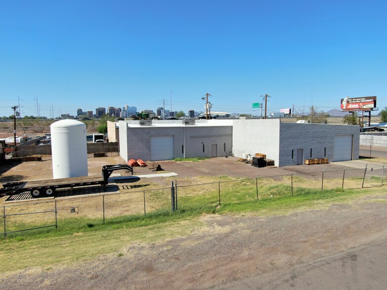 206 W Gibson Ln, Phoenix, AZ for sale - Primary Photo - Image 1 of 1