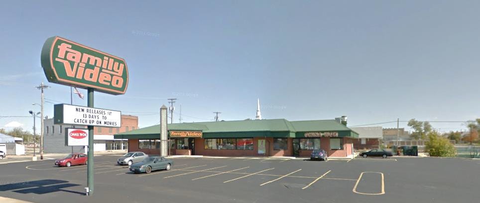 709 W Main St, Marion, IL for lease - Building Photo - Image 3 of 5