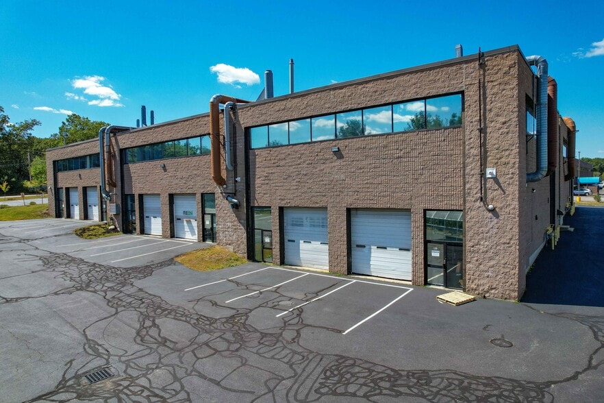 200 Turnpike Rd, Chelmsford, MA for sale - Building Photo - Image 3 of 15