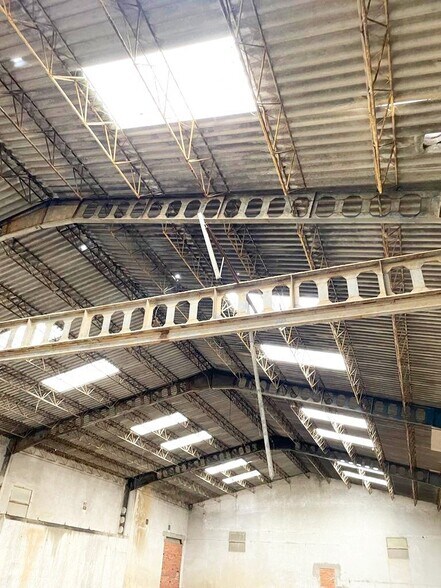 Industrial in Villamayor for sale - Building Photo - Image 3 of 7