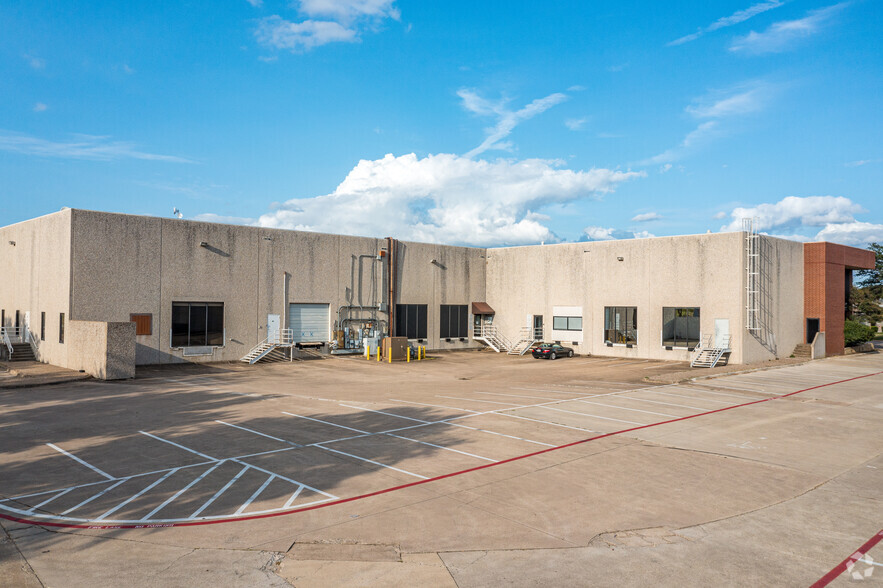 3800 Sandshell Dr, Fort Worth, TX for lease - Building Photo - Image 2 of 10