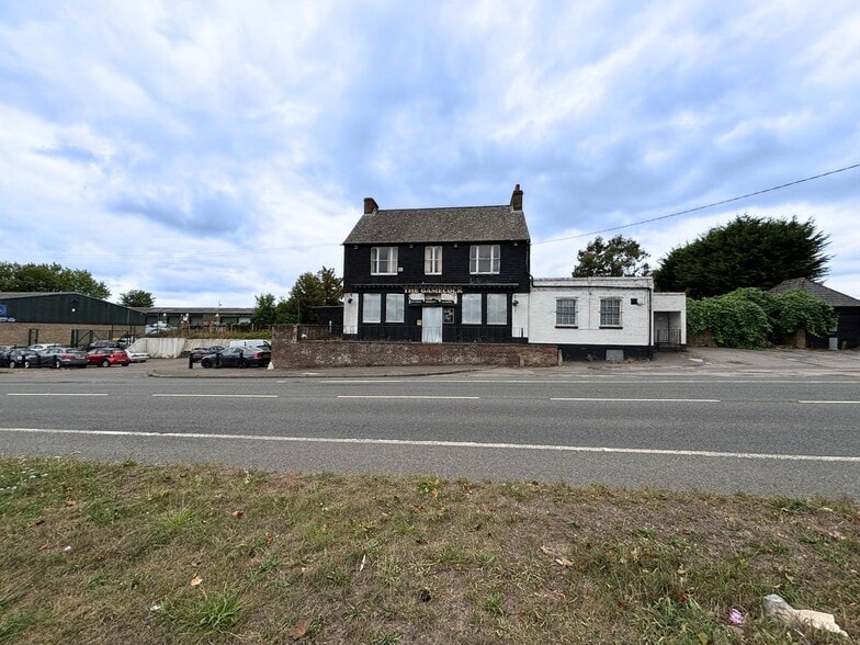 London Rd, West Kingsdown for lease - Building Photo - Image 2 of 6