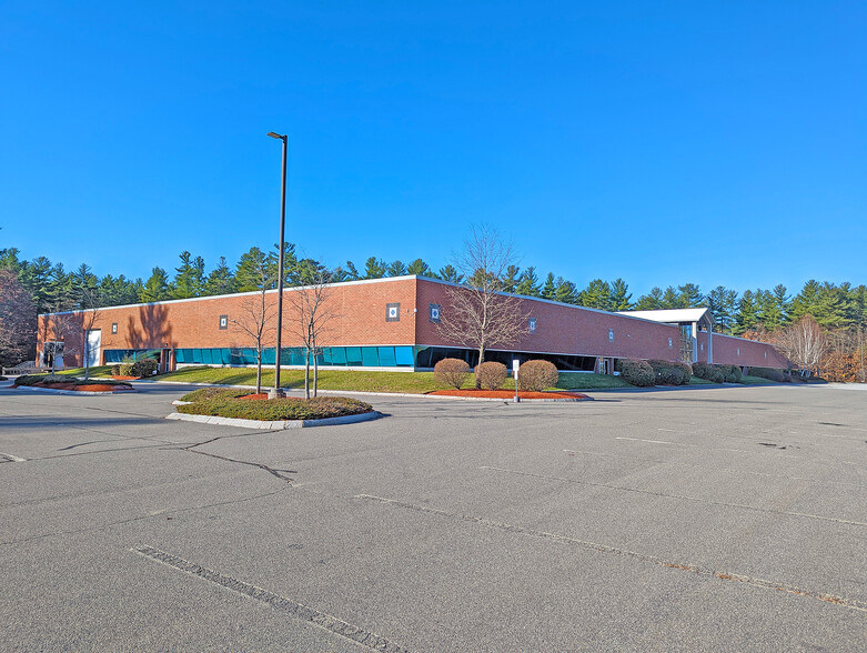 85 Northwest Blvd, Nashua, NH for lease - Building Photo - Image 1 of 4