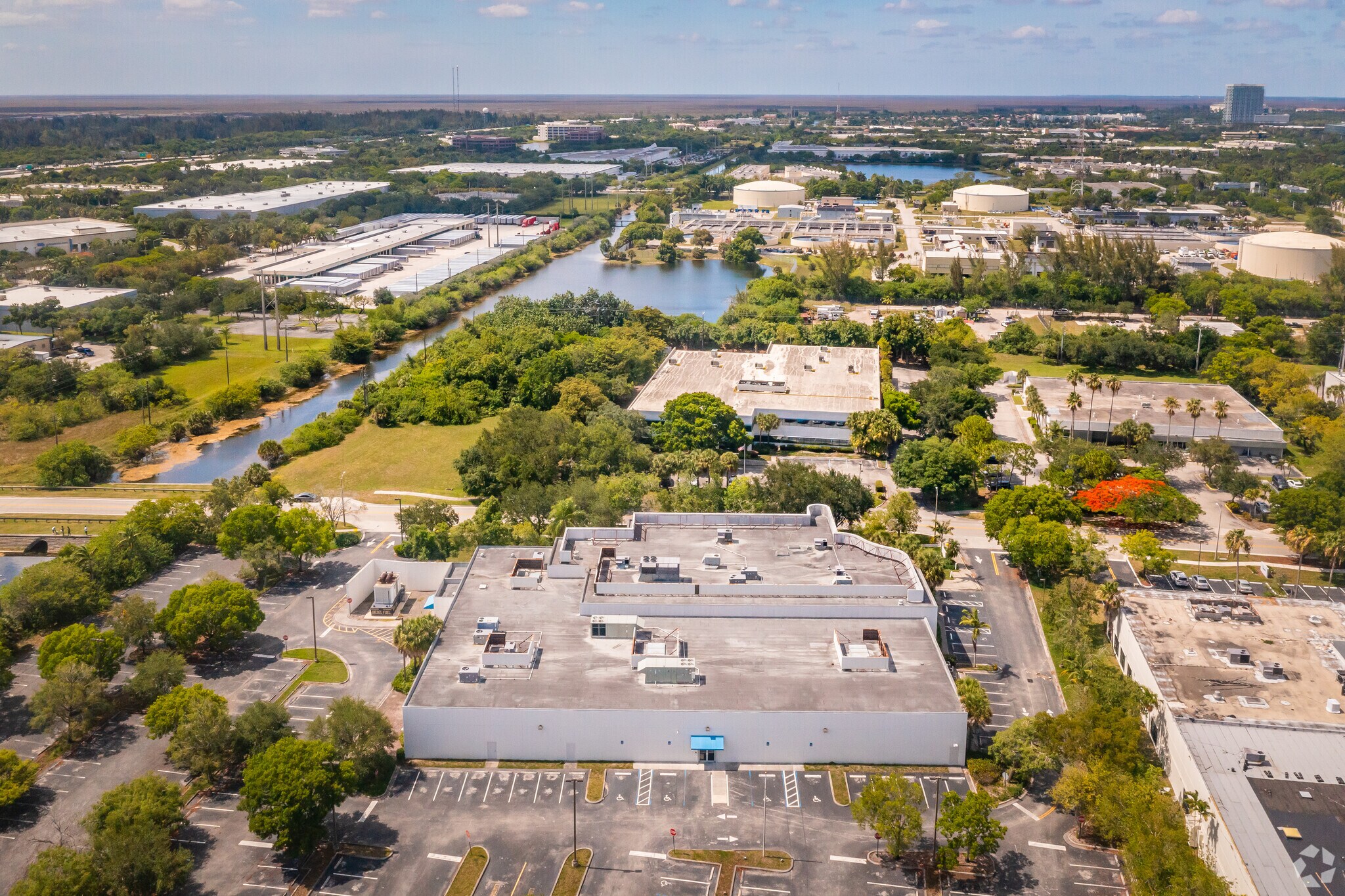 14100 NW 4th St, Sunrise, FL 33325 Alorica