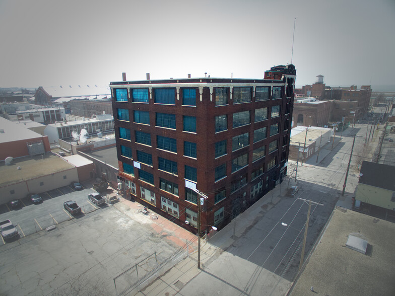 4806 Hamilton Ave, Cleveland, OH for lease - Building Photo - Image 1 of 14