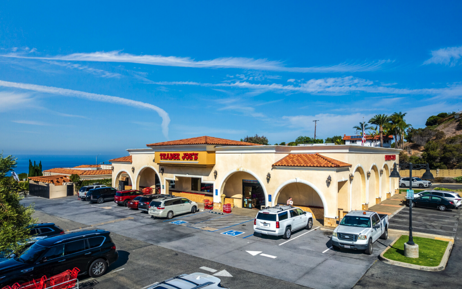 31098-31246 Palos Verdes Dr W, Rancho Palos Verdes, CA for lease - Building Photo - Image 3 of 8