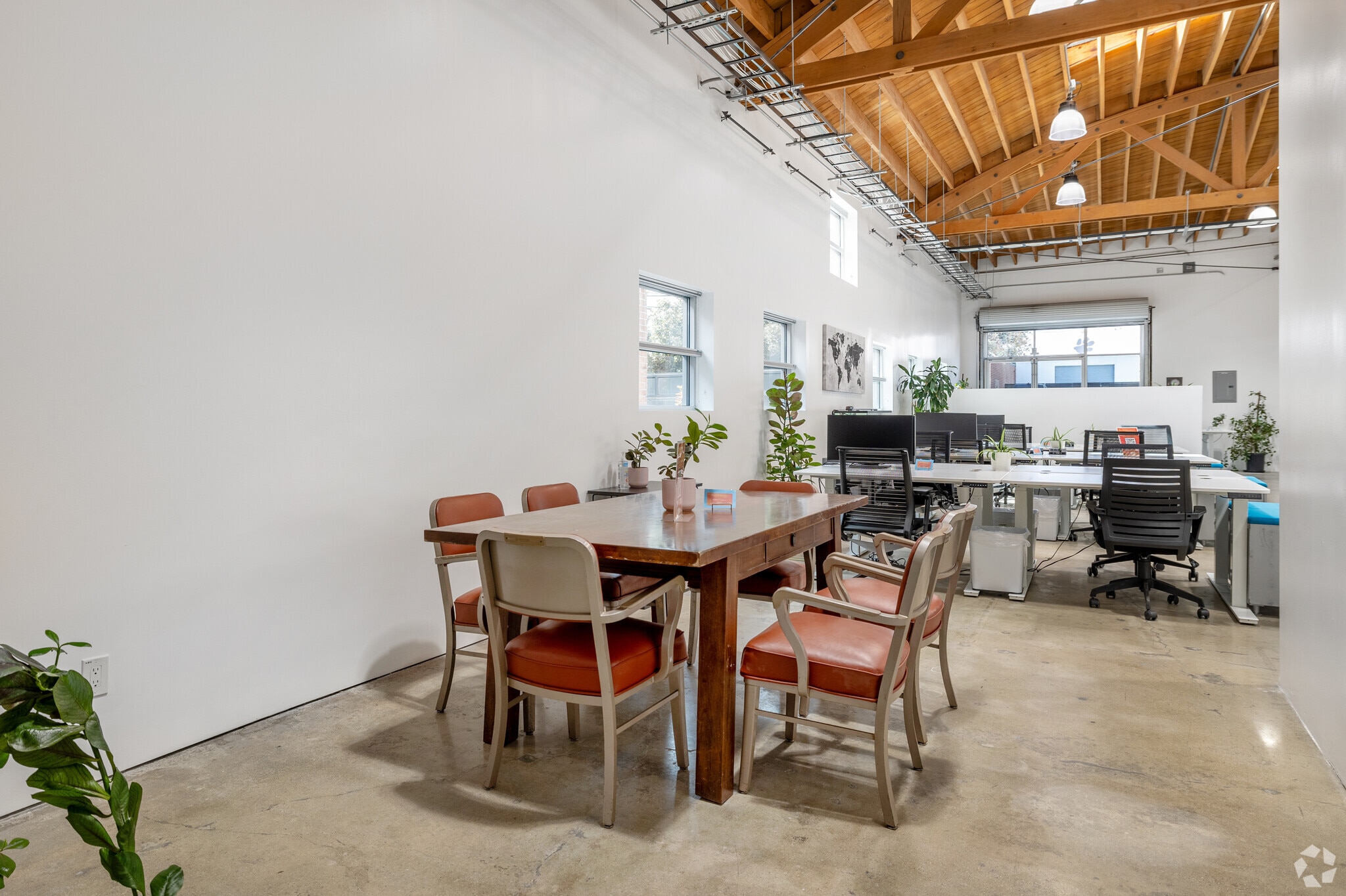 3384 Robertson Pl, Los Angeles, CA for lease Interior Photo- Image 1 of 7
