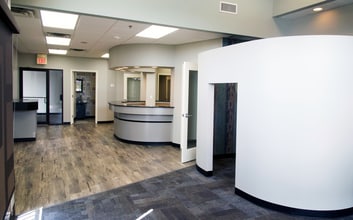 300-600 Riverwalk Ter, Jenks, OK for lease Building Photo- Image 2 of 12