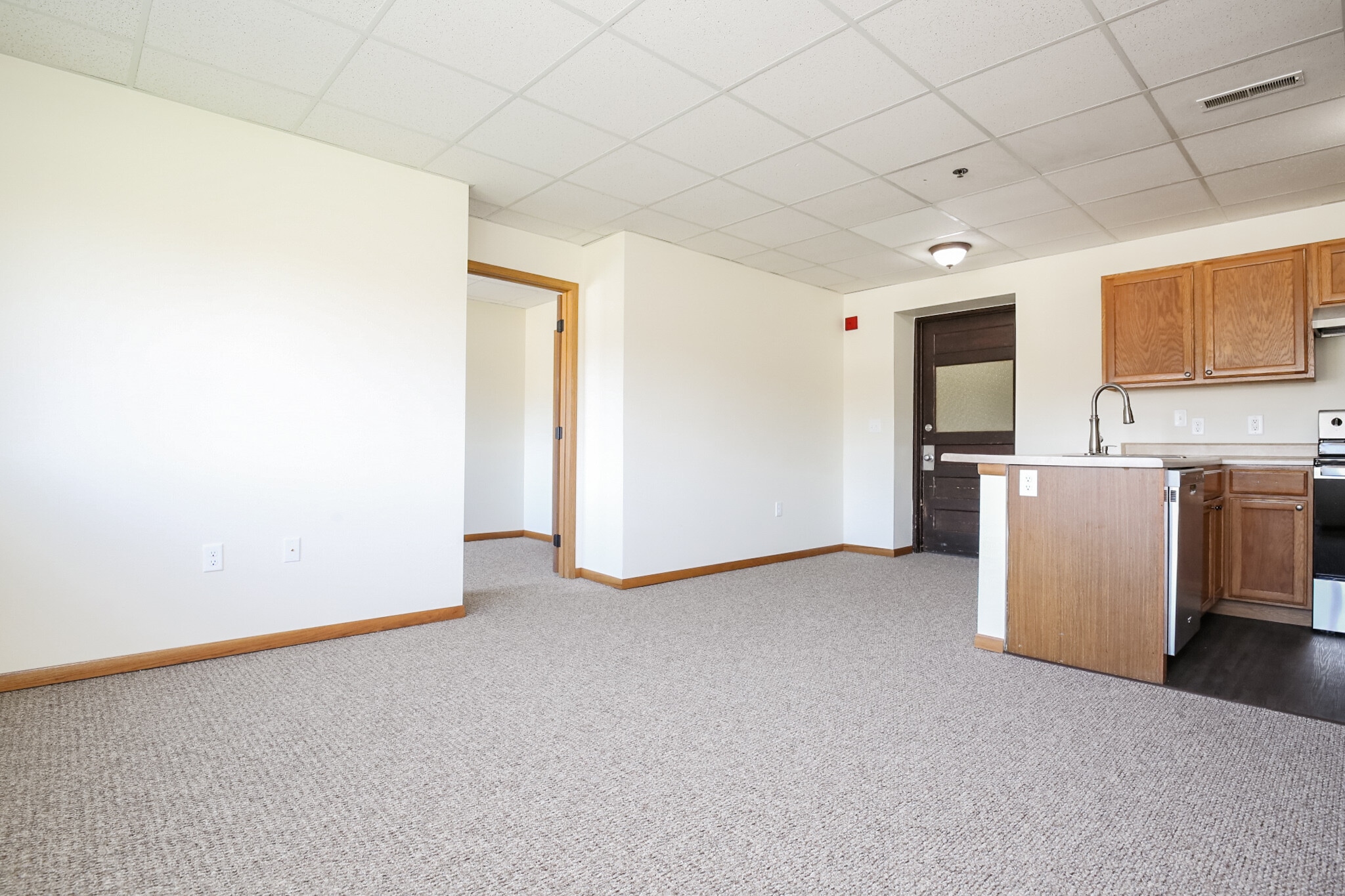 106 E Luverne St, Luverne, MN 56156 1st Floor of the City Centre