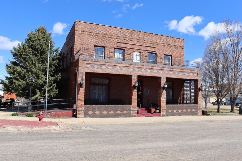 211 W Kansas St, Crofton, NE for sale Building Photo- Image 1 of 1