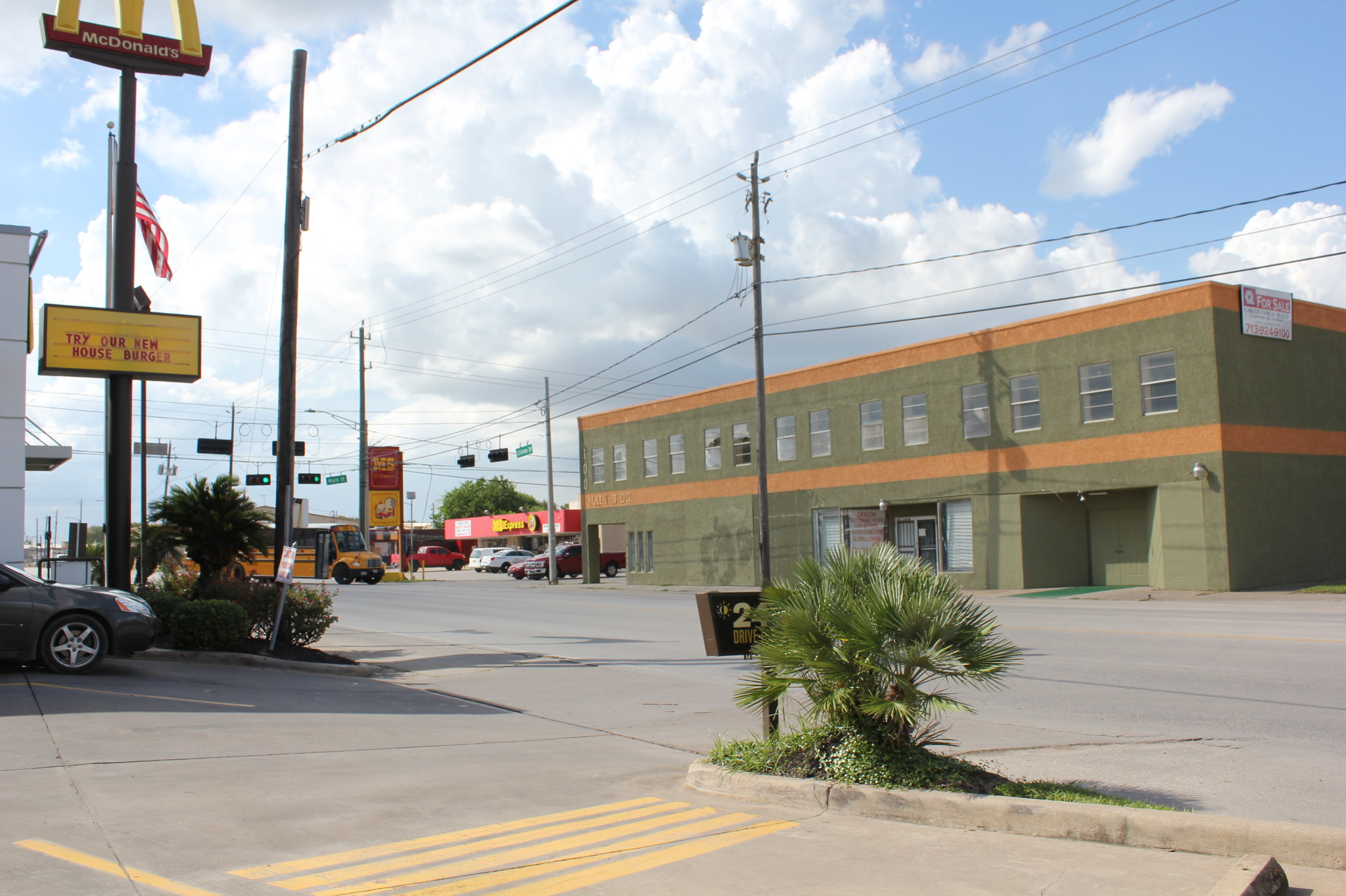 100 N Main St, Galena Park, TX for sale Primary Photo- Image 1 of 15