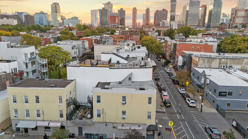 324 3rd St, Jersey City, NJ for sale - Building Photo - Image 2 of 43