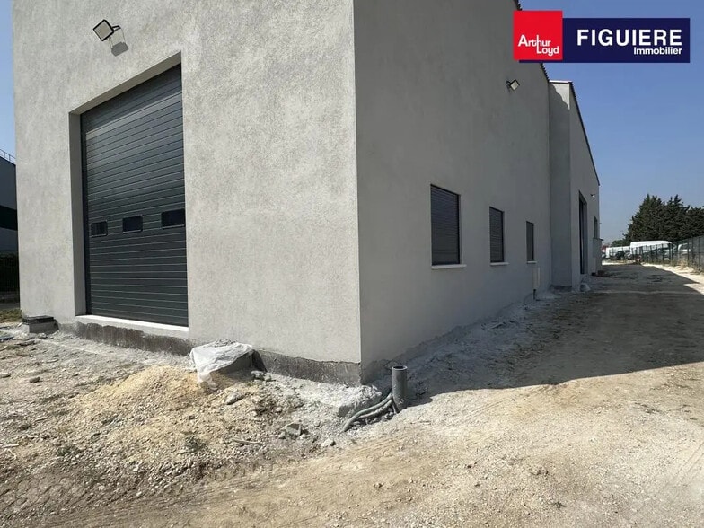 614 Chemin Du Plan, Rognac for lease - Building Photo - Image 2 of 8