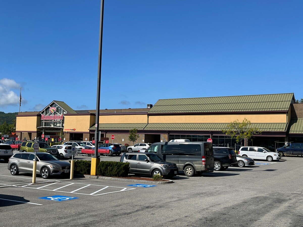 381 West St, Keene, NH 03431 West Street Shopping Center