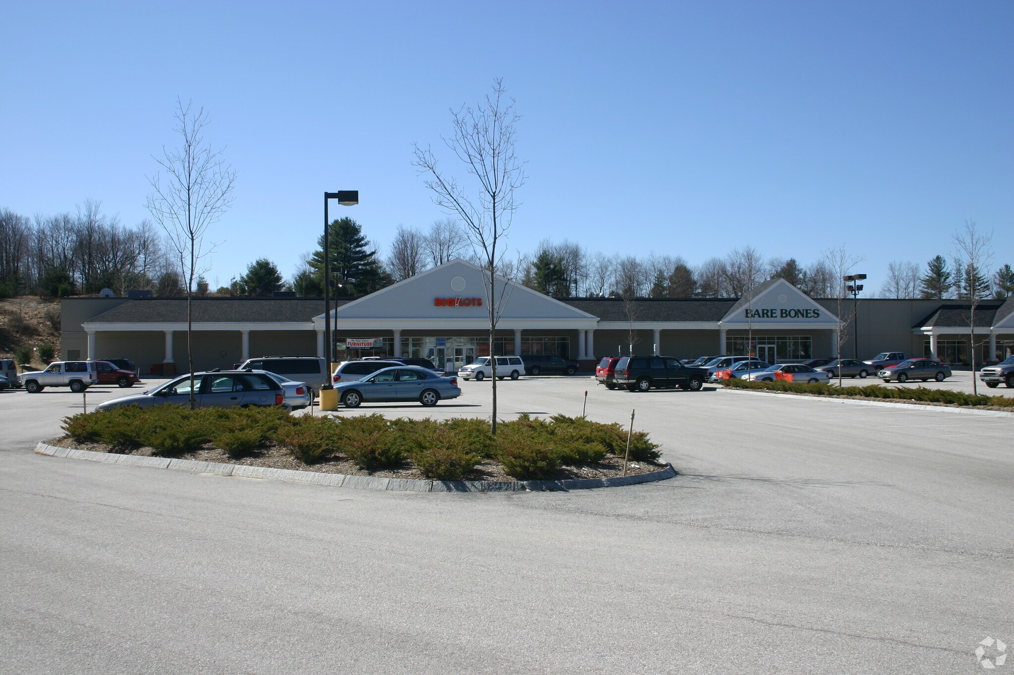 301 US Route 4 E, Rutland, VT for sale Primary Photo- Image 1 of 1