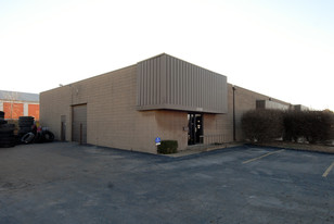 109-111 W 31st St, Independence MO - Warehouse