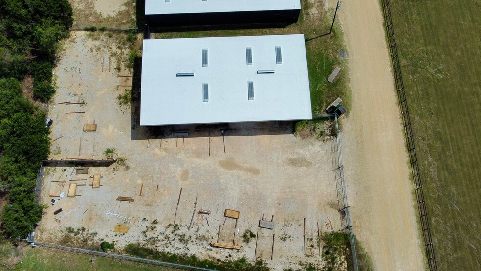 2190 Clovis R Barker Rd, San Marcos, TX for lease - Building Photo - Image 3 of 6