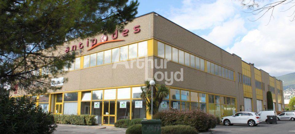 Flex in Grasse for lease Building Photo- Image 1 of 9