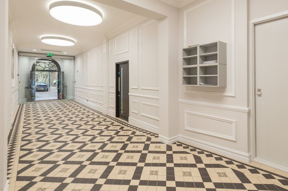 30 Queen Sq, Bristol for sale Building Photo- Image 1 of 1