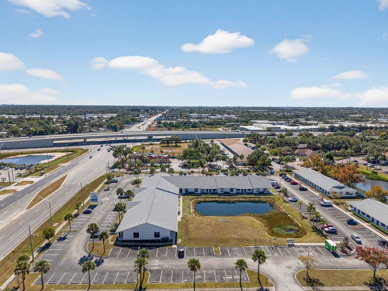 11350 66th St N, Largo, FL for lease - Building Photo - Image 1 of 27