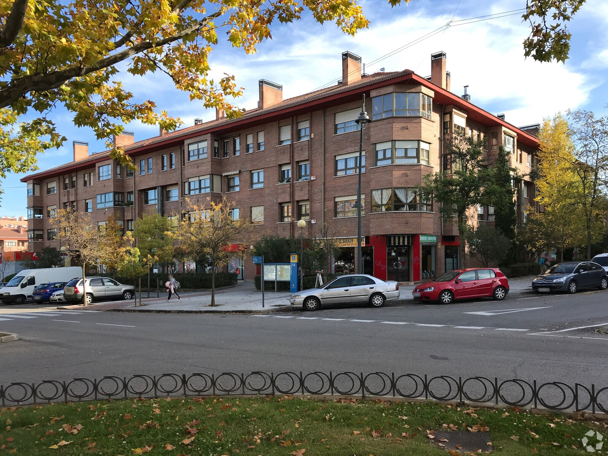 Avenida de Viñuelas, 46, Tres Cantos, Madrid for sale Primary Photo- Image 1 of 1